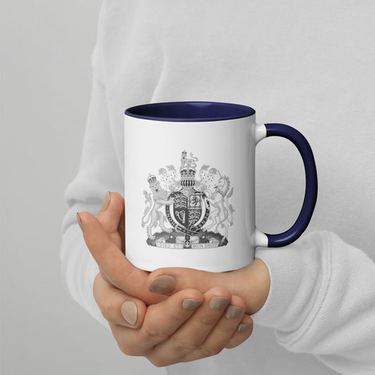 Sophisticated UK Crest Mug: Timeless Elegance